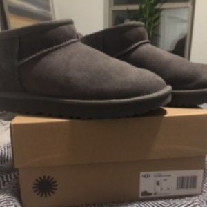 UGG CLASSIC ULTRA MINI